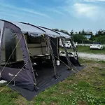 Campingplatz Duzy Komfortowy W Jastarni 40m Od Zatoki Puckiej Plac Campingowy Duna Jastarnia