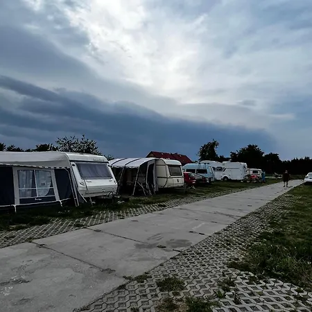 Duzy Komfortowy W Jastarni 40m Od Zatoki Puckiej Plac Campingowy Duna *