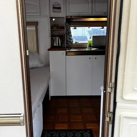 Duzy Komfortowy W Jastarni 40m Od Zatoki Puckiej Plac Campingowy Duna Jastarnia